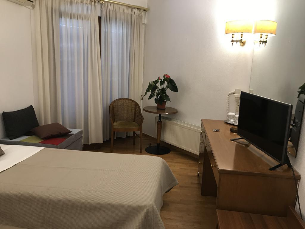 Hotel Levadia Livadeia Luaran gambar