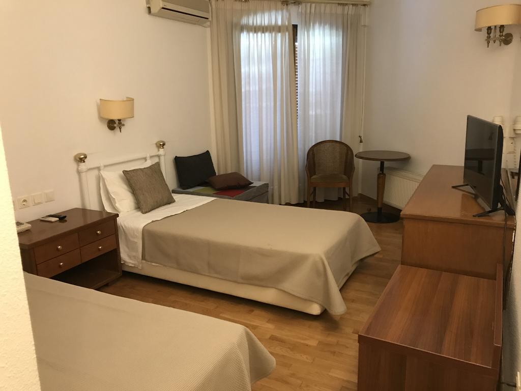 Hotel Levadia Livadeia Luaran gambar