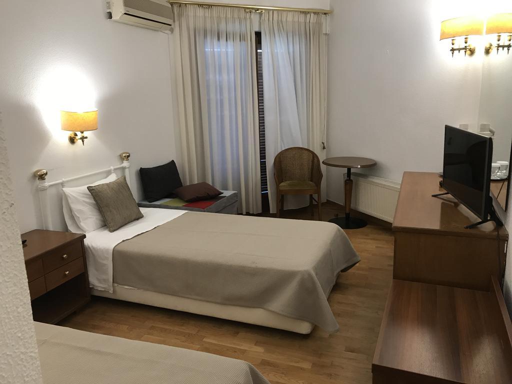 Hotel Levadia Livadeia Luaran gambar