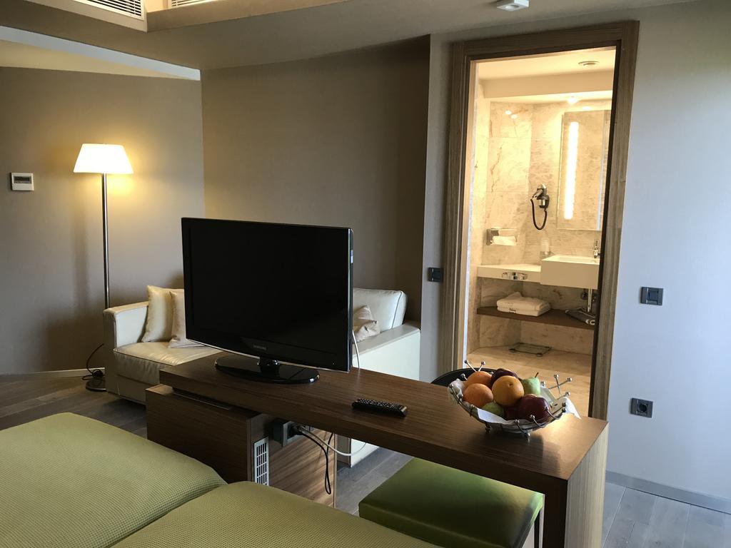 Hotel Levadia Livadeia Luaran gambar