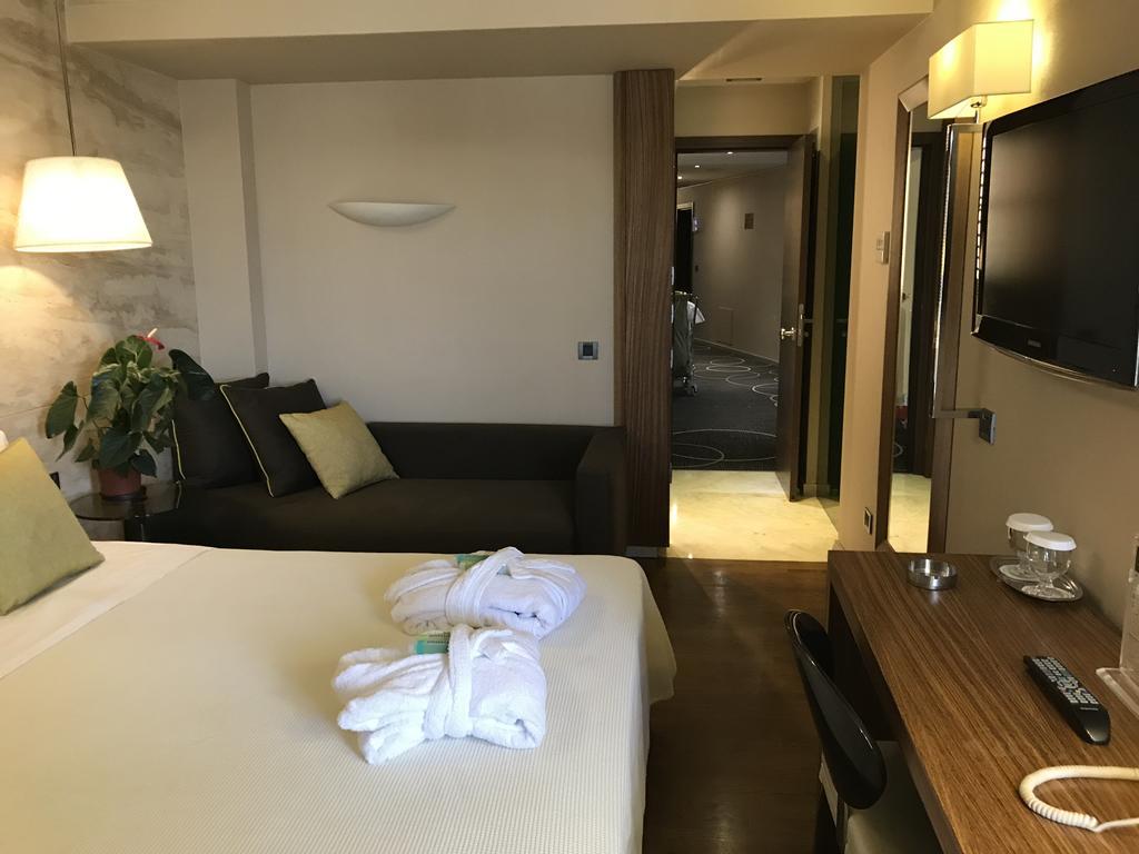 Hotel Levadia Livadeia Luaran gambar